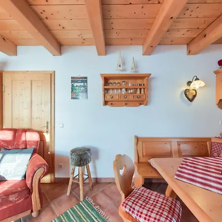 Margarethengut Farm stay Unterach am Attersee